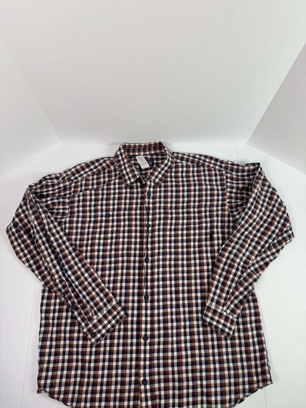 Patagonia Organic Cotton Button-Up Shirt, Men's Size L - Navy/Rust